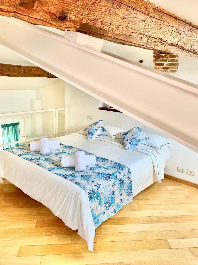 Cozy Loft Marina View Apartman Savona Kültér fotó