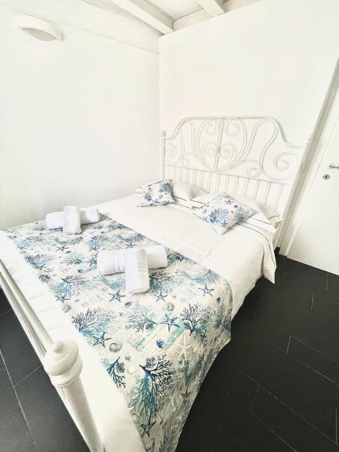 Cozy Loft Marina View Apartman Savona Kültér fotó