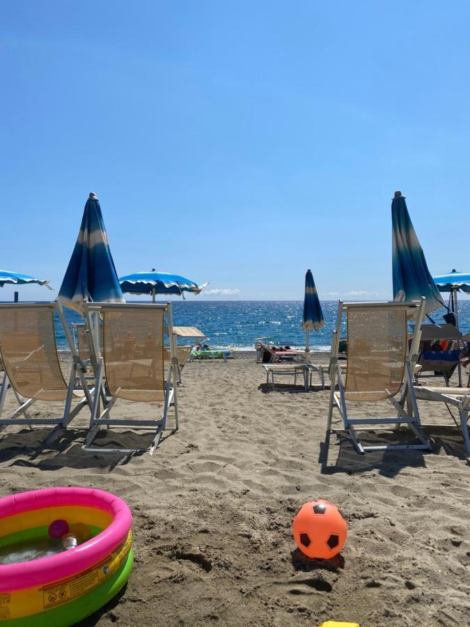 Cozy Loft Marina View Apartman Savona Kültér fotó