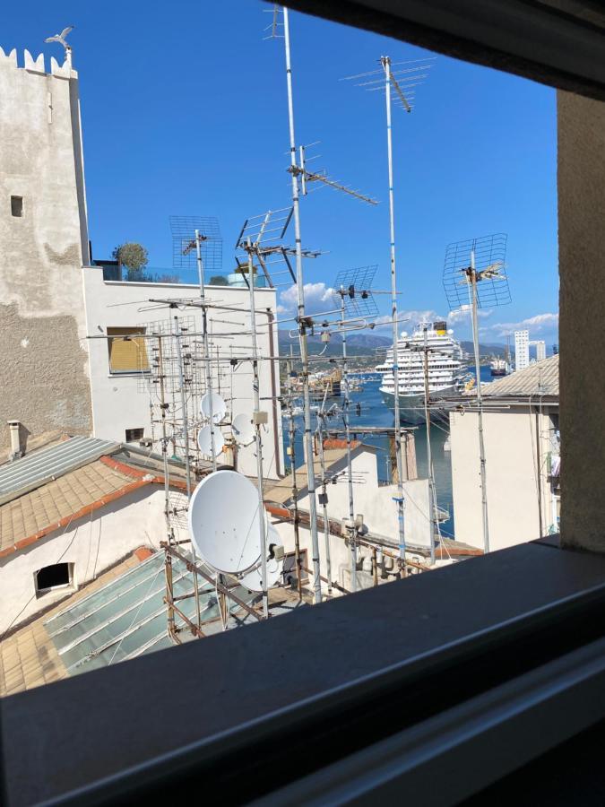 Cozy Loft Marina View Apartman Savona Kültér fotó